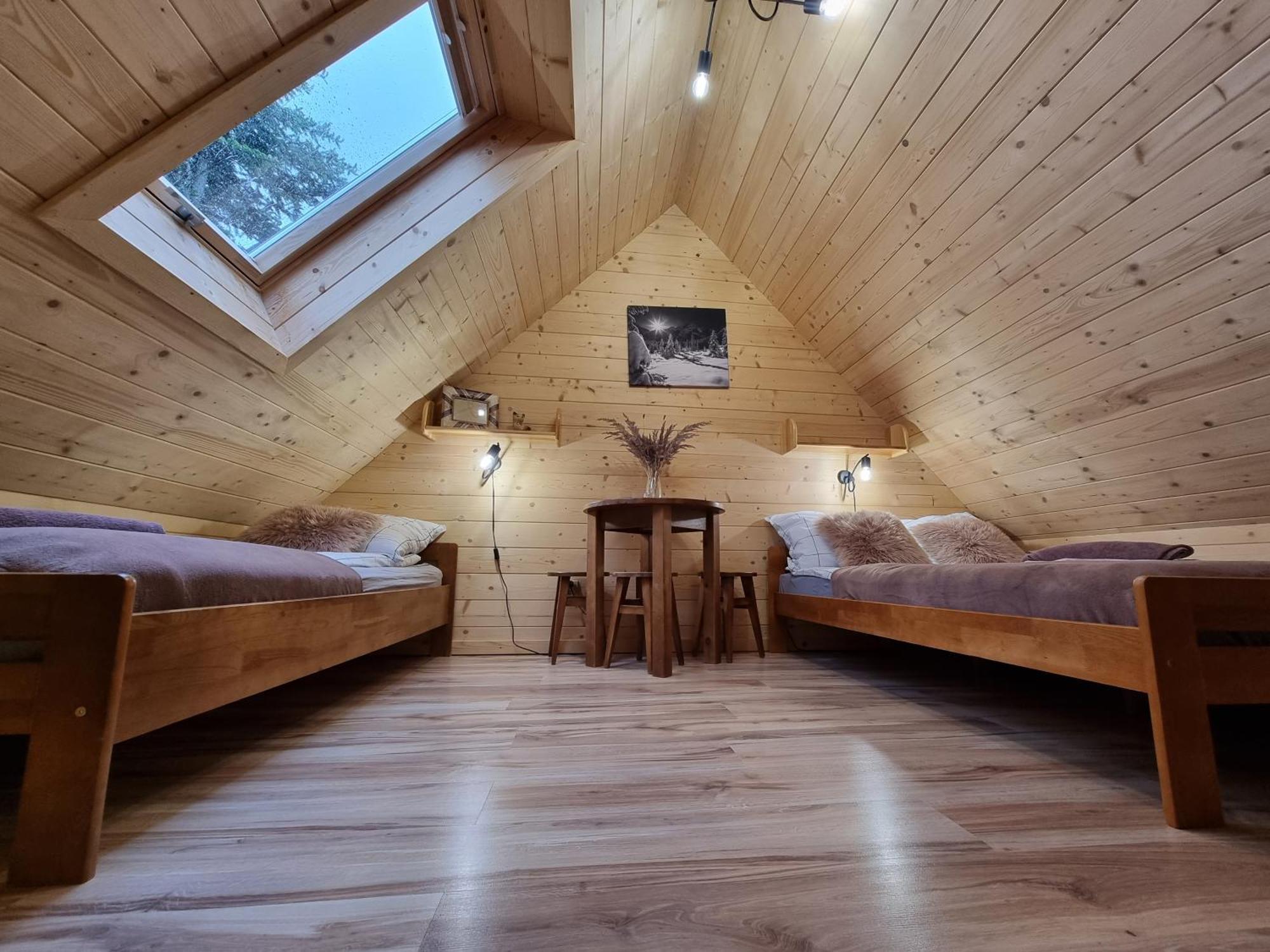 Domki U Jacka Sauna Bilard Tenis Air Hockey Pilkarzyki Bawialnia Plac Zabaw Zakopane Bilik gambar